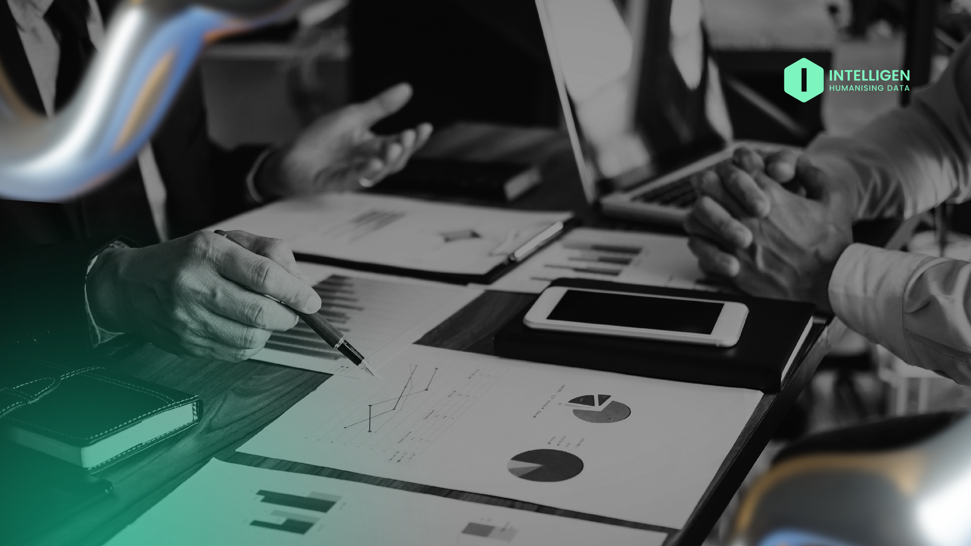 Intelligen | Humanising Data